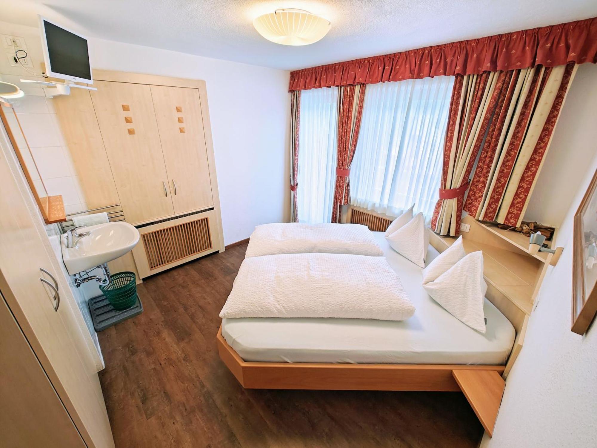 Apartments Brunella La Villa  Zewnętrze zdjęcie