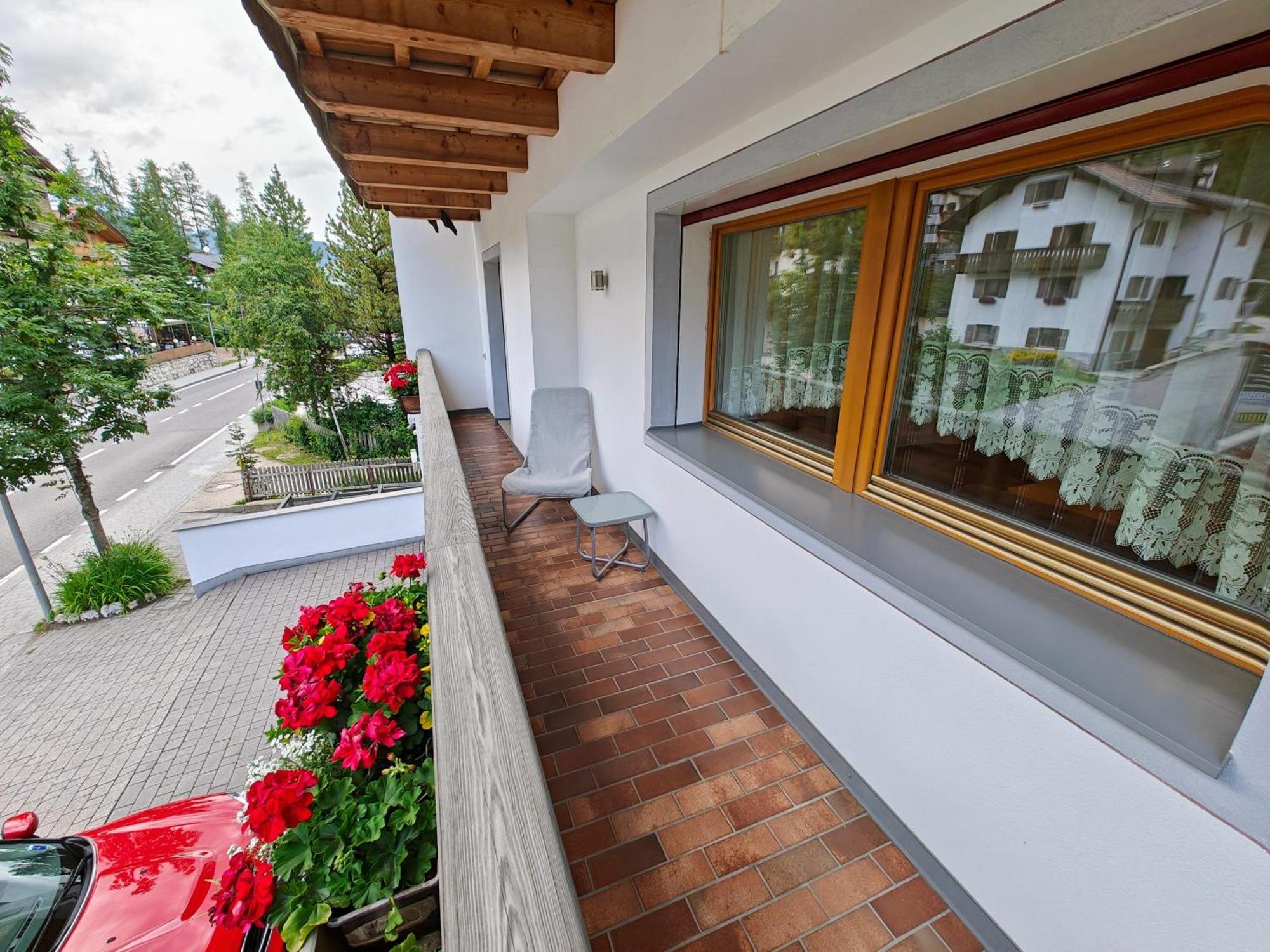 Apartments Brunella La Villa  Zewnętrze zdjęcie