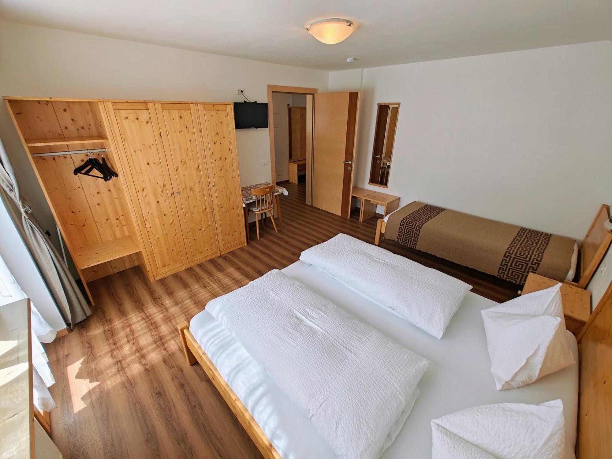 Apartments Brunella La Villa  Pokój zdjęcie