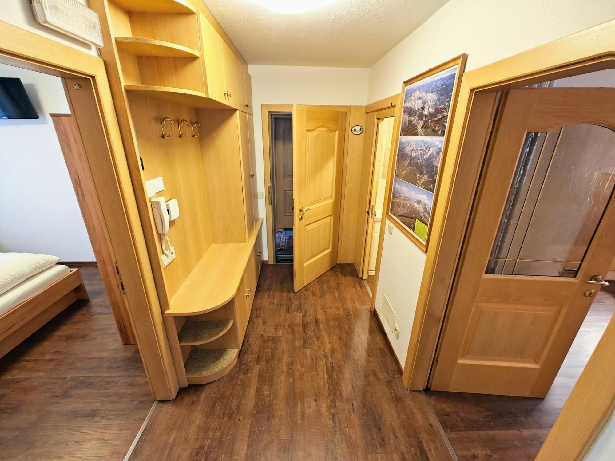 Apartments Brunella La Villa  Pokój zdjęcie